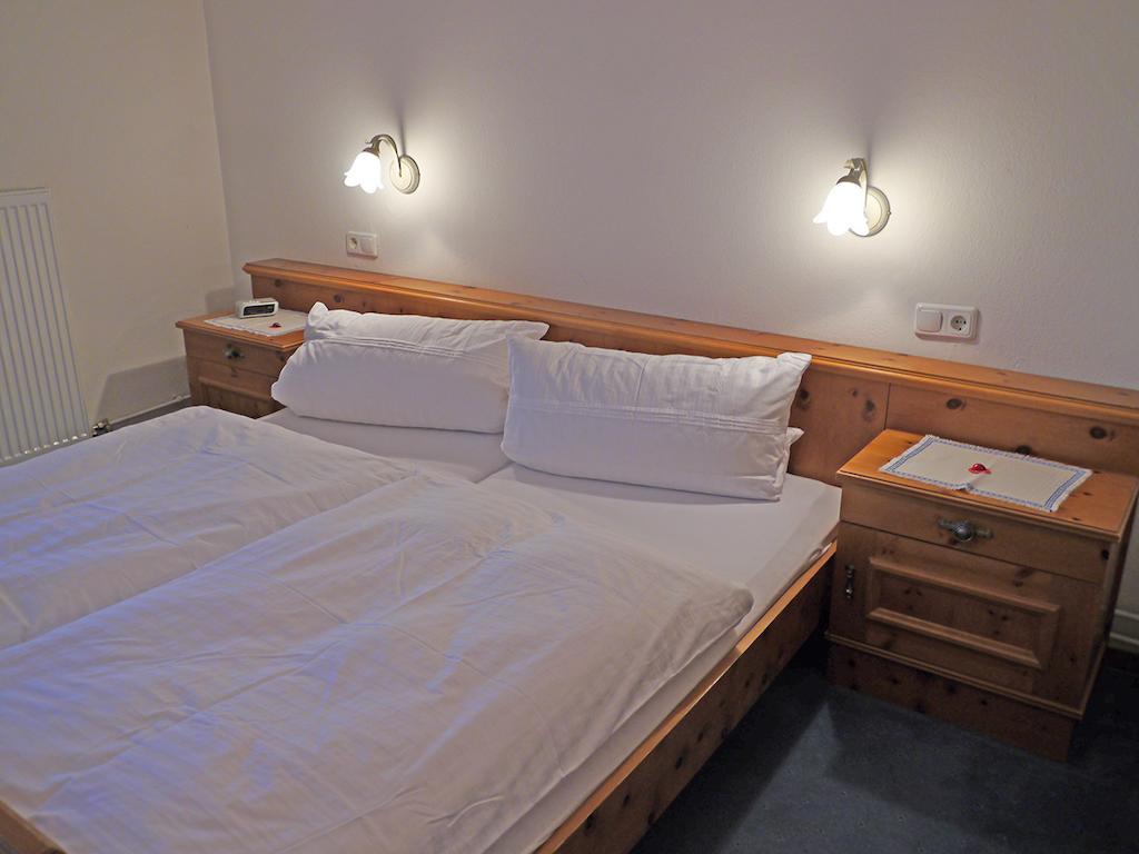 Schusterhaeusl Apartment Worschach Phòng bức ảnh